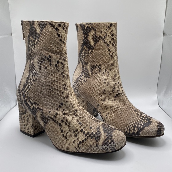 FREE PEOPLE WOMEN’S CECILE SNAKE PRINT BLOCK HEEL BOOTIES TAN BROWN SZ 35.5 - Picture 1 of 13
